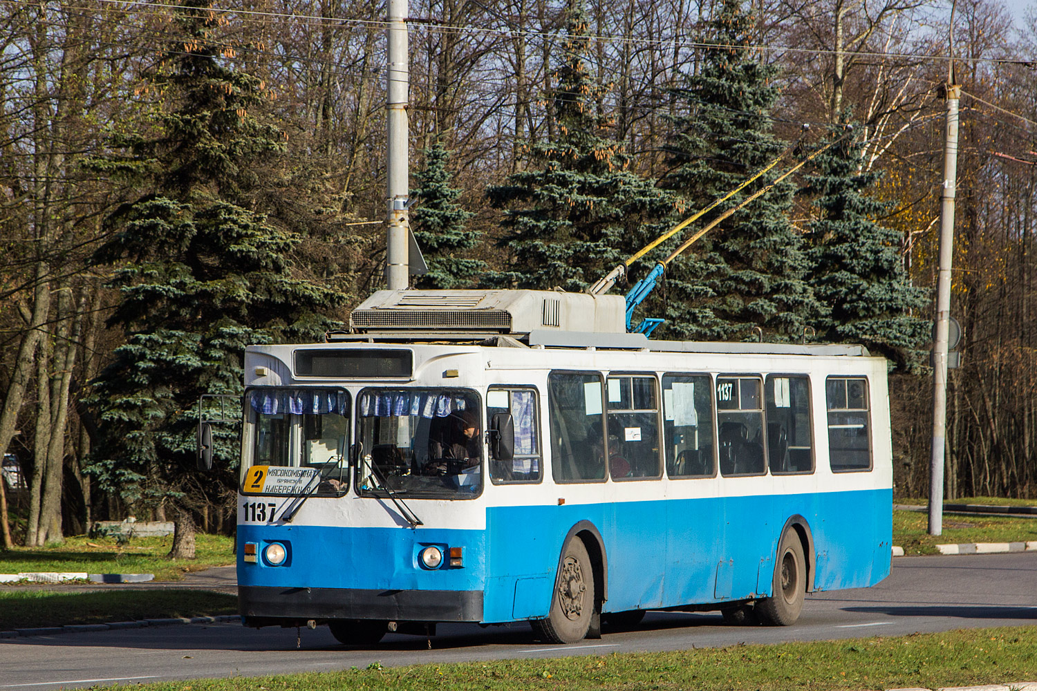 Брянск, ЗиУ-682ГМ1 (с широкой передней дверью) № 1137