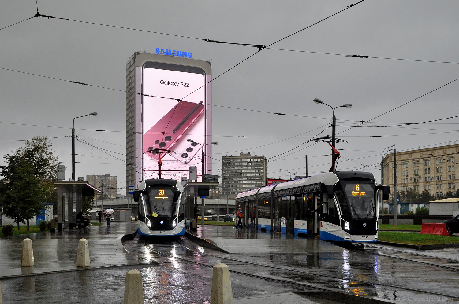 Москва, 71-931М «Витязь-М» № 31425; Москва, 71-931М «Витязь-М» № 31393; Москва — Конечные станции и кольца