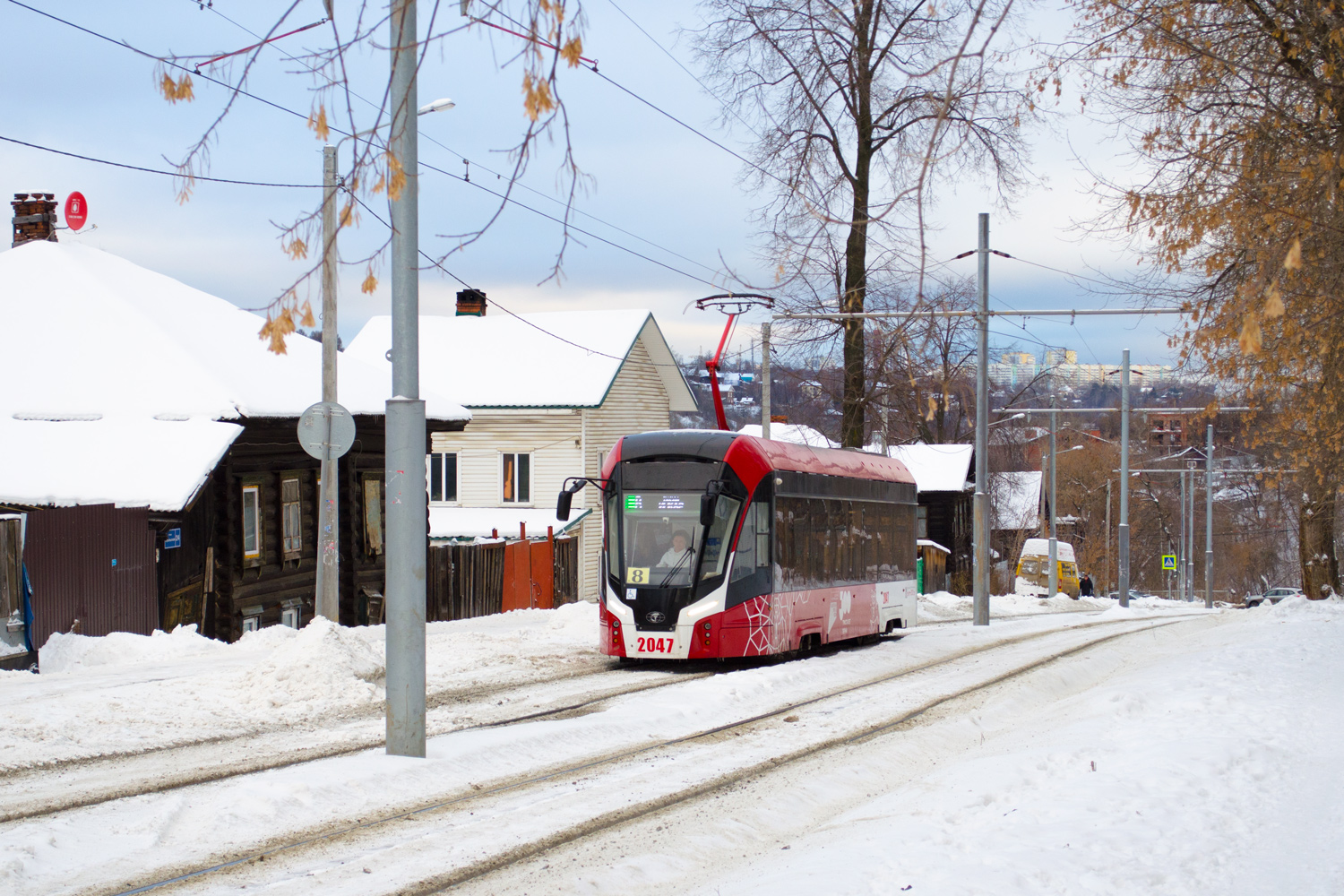 Пермь, 71-911ЕМ «Львёнок» № 2047