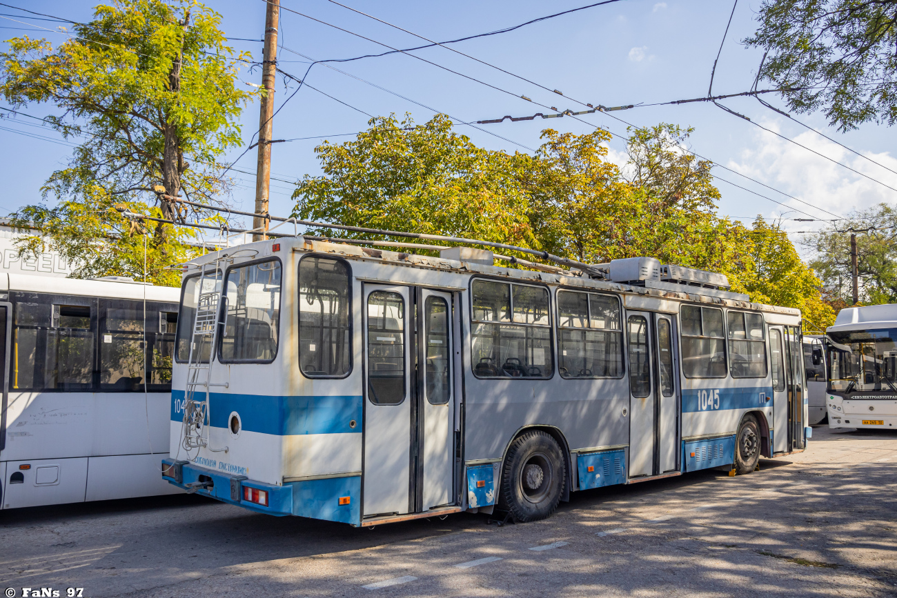 Sébastopol, YMZ T2 N°. 1045