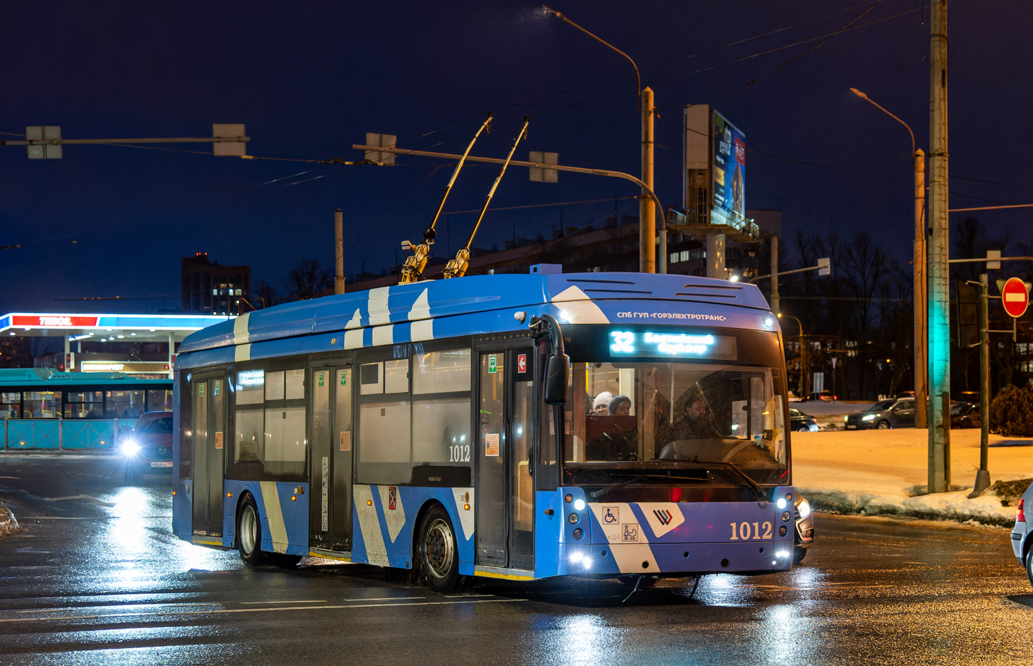 Szentpétervár, Trolza-5265.08 “Megapolis” — 1012