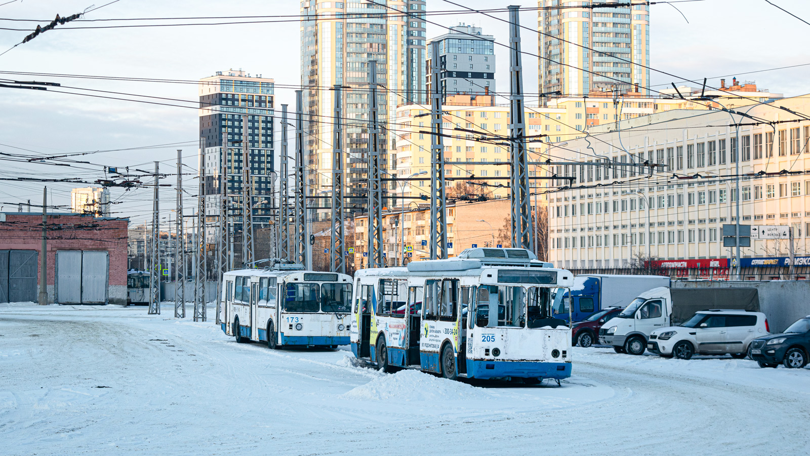 Екатеринбург, БТЗ-5276-04 № 205