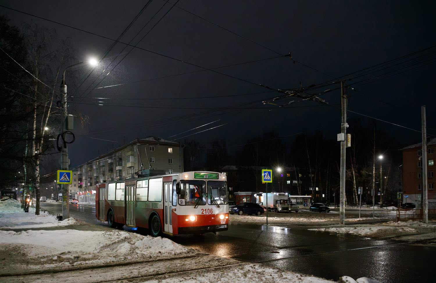 Ижевск, ЗиУ-682В [В00] № 2106