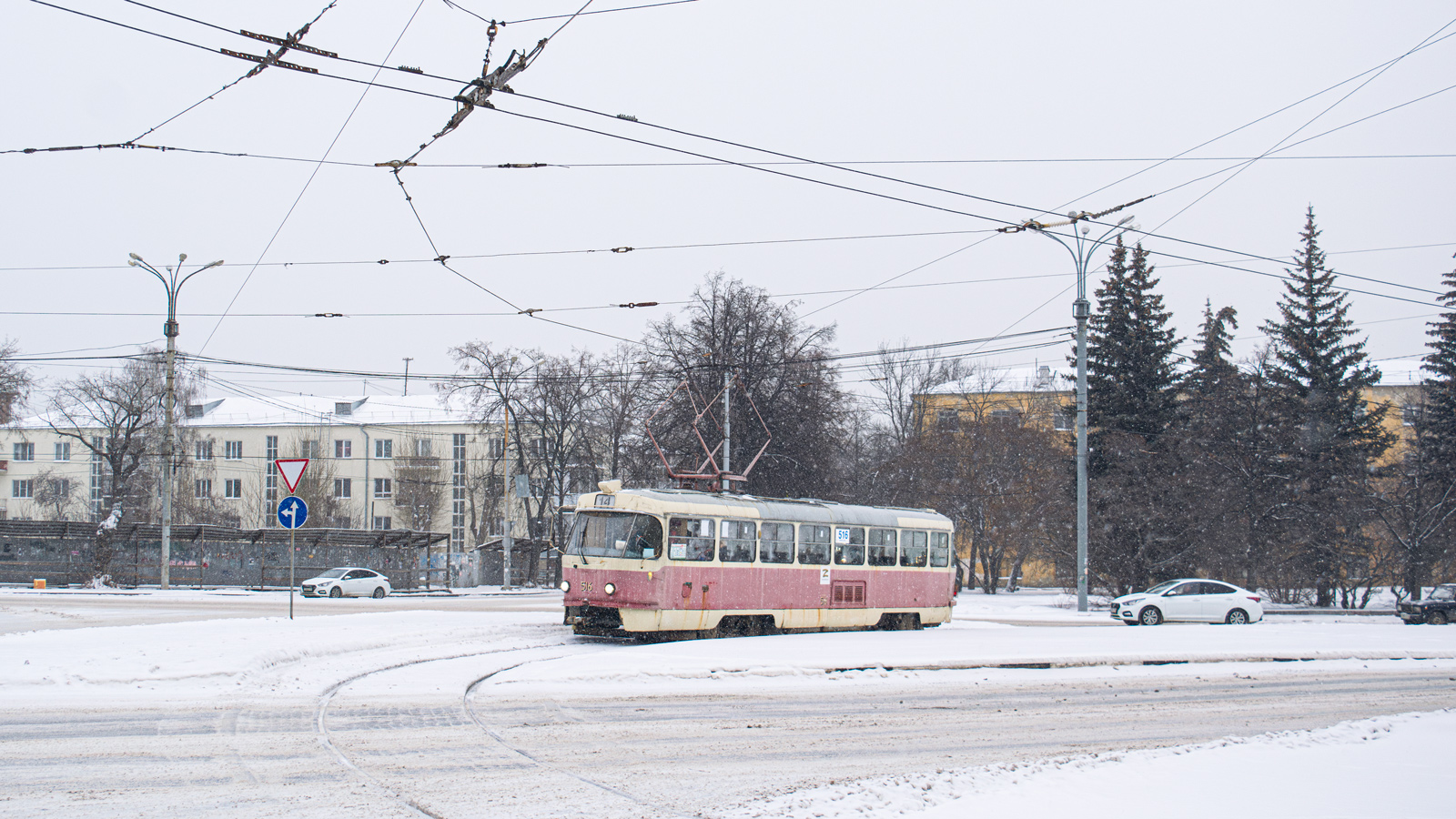 Yekaterinburg, Tatra T3SU (2-door) № 516