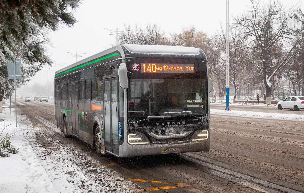 Tashkent, Yutong ZK6126BEVG № 08513