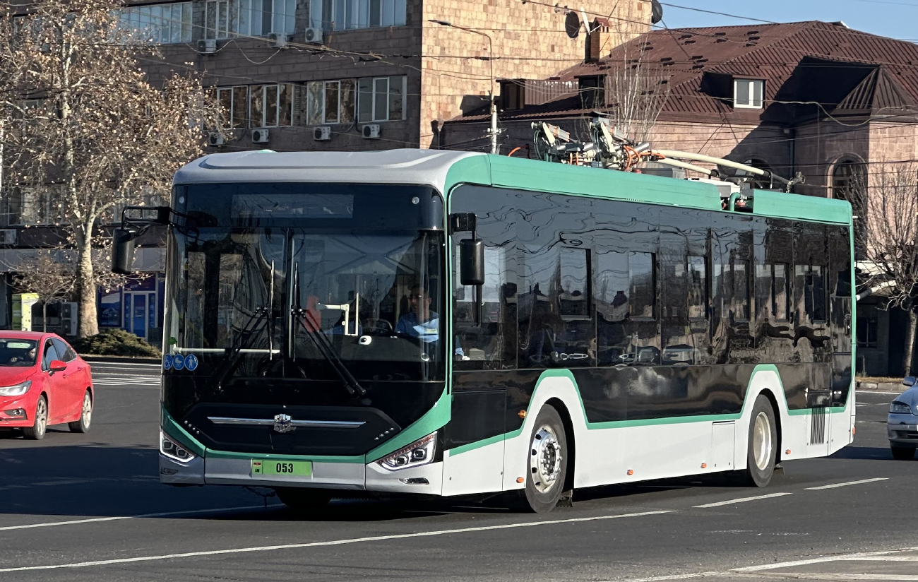 Jerevan, Zhongtong LCK6126E № 053 Jerevan, Zhongtong LCK6126E № 053