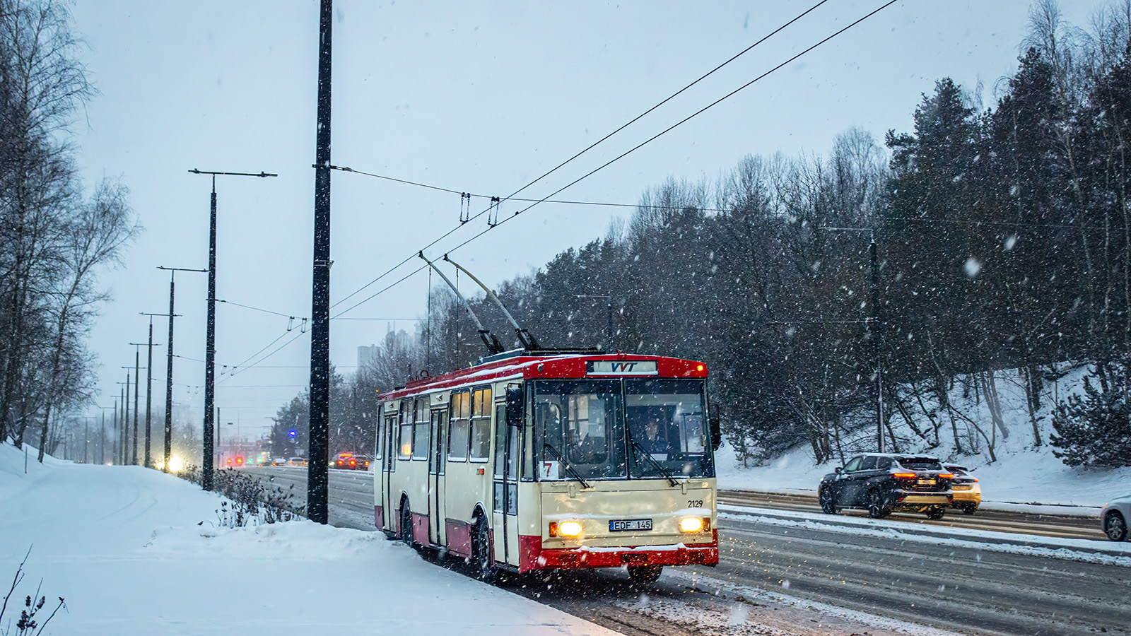 Вильнюс, Škoda 14Tr11/6 № 2129