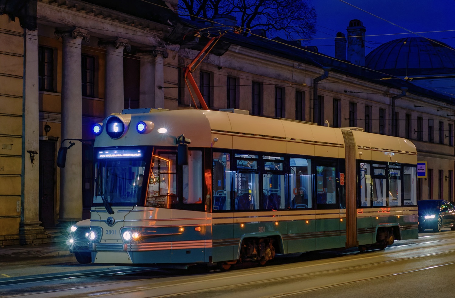 Sankt Peterburgas, 71-421R-01 "Dovlatov" nr. 3801