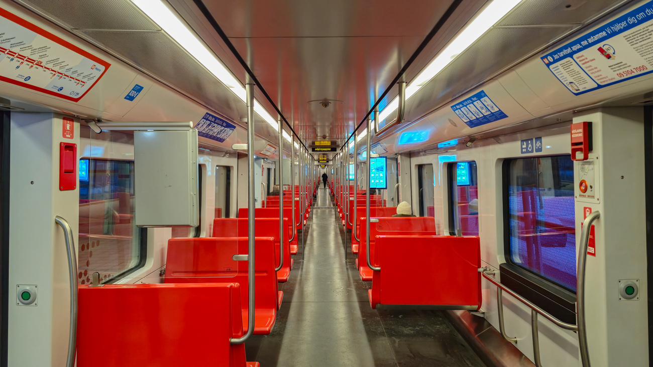 Хельсинки — Эспоо, CAF M300 № 319