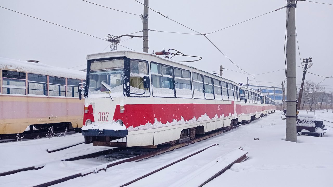 Хабаровск, 71-605 (КТМ-5М3) № 382