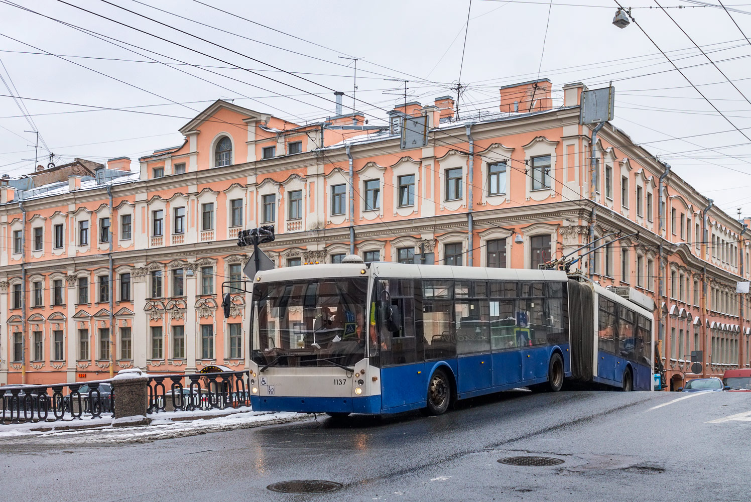 Sankt Petersburg, Trolza-6206.01 “Megapolis” Nr 1137