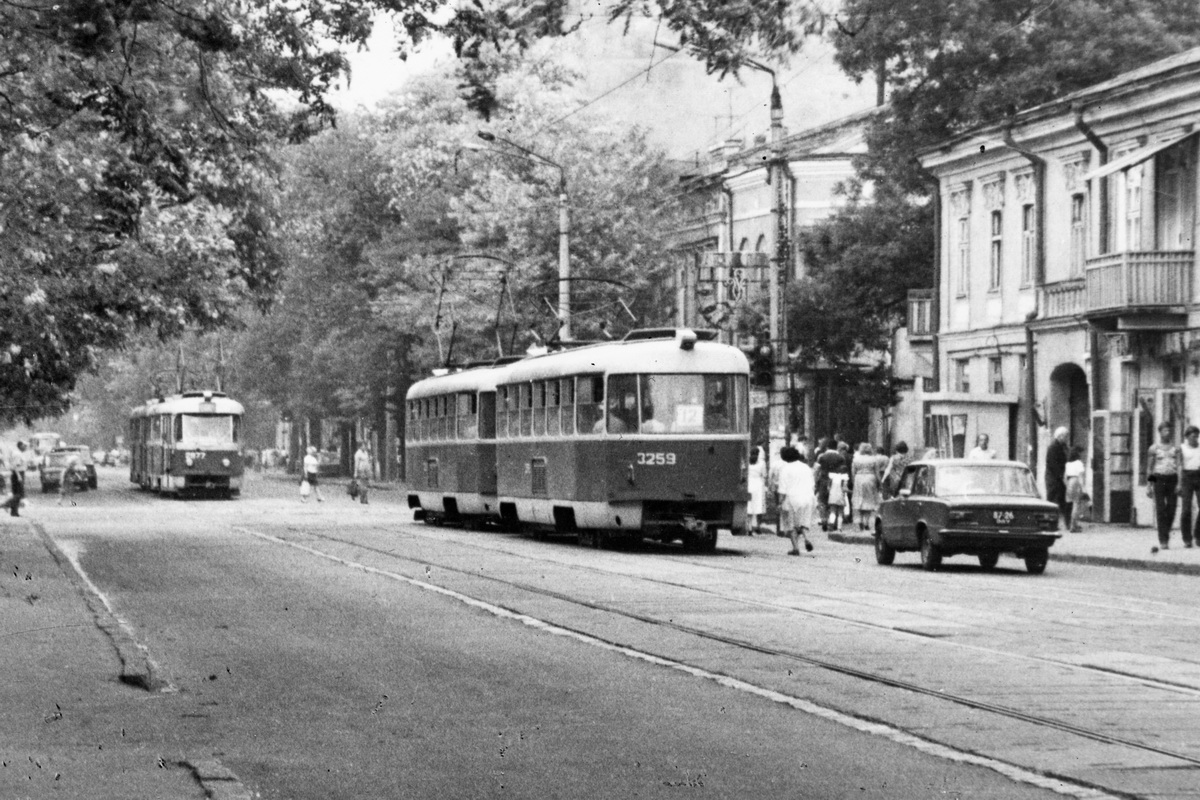 Odessa, Tatra T3SU # 2977; Odessa, Tatra T3SU # 3259