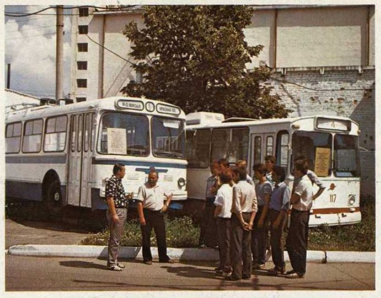 Чебоксары, ЗиУ-5Д № 001; Чебоксары, ЗиУ-682Б № 117