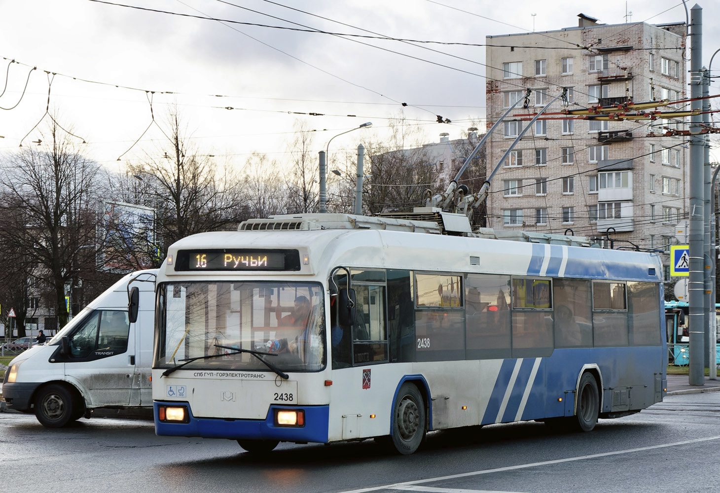 Санкт-Петербург, БКМ 321 № 2438