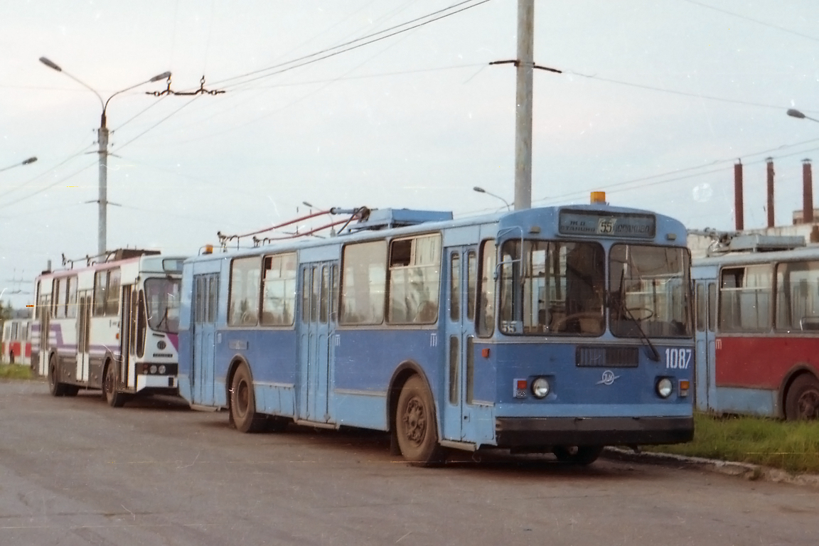 Новочебоксарск, ЗиУ-682Г [Г00] № 1087