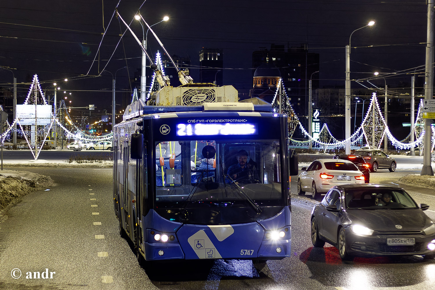 Saint-Petersburg, VMZ-5298.01 “Avangard” č. 5747