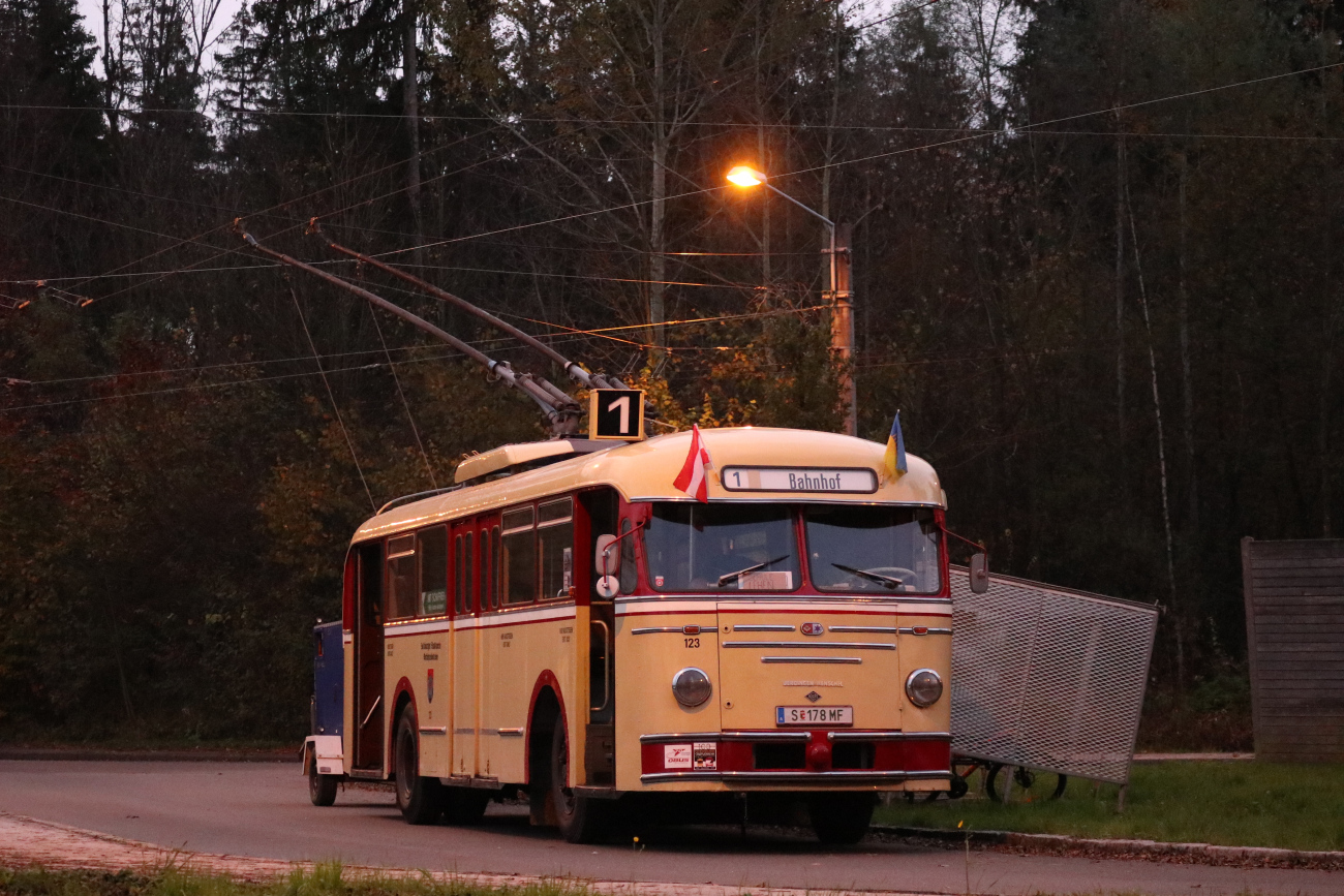 Зальцбург, Henschel/Uerdingen/Kiepe ÜH IIIs № 123