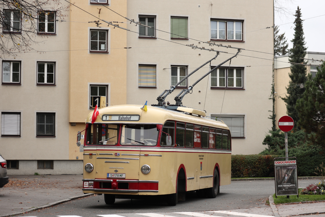 Зальцбург, Henschel/Uerdingen/Kiepe ÜH IIIs № 123