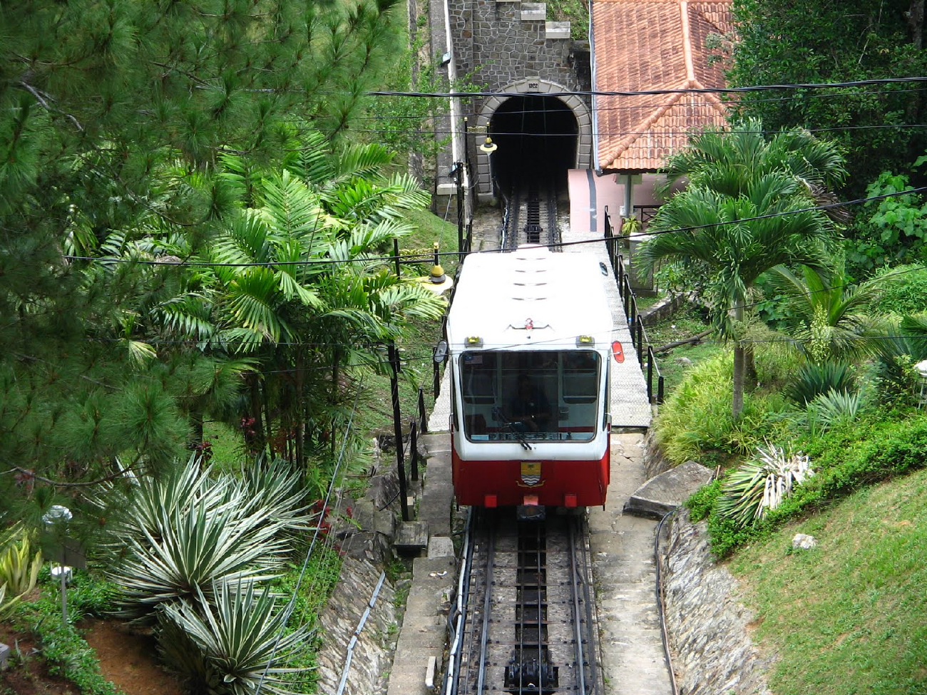 Джорджтаун, Doppelmayr Garaventa 80-FUL Penang Hill № 3; Джорджтаун — Фуникулёр Penang Hill Railway