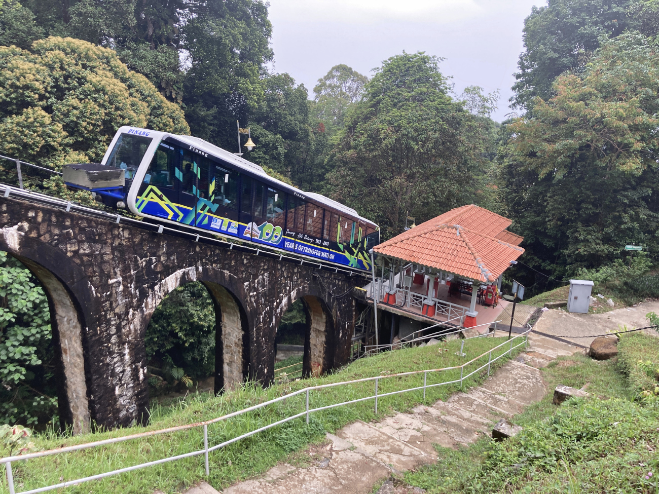 George Town, Doppelmayr Garaventa 100-FUL Penang Hill № Pinang; George Town — Penang Hill Railway Funicular