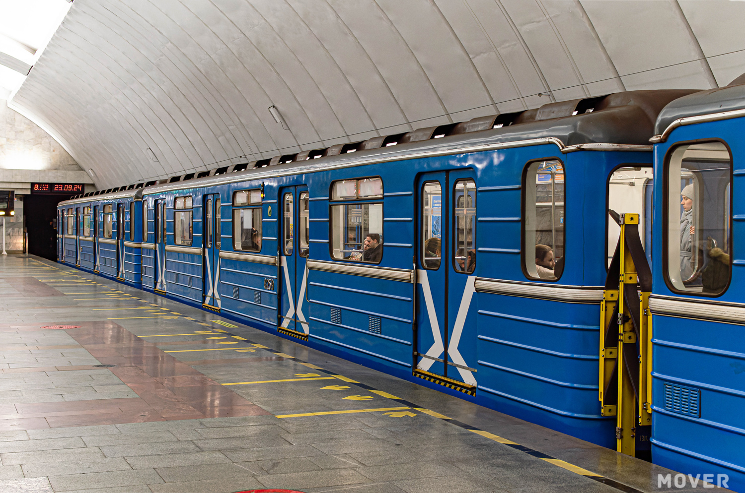 Екатеринбург, 81-714.5 (ЛВЗ/ВМ) № 8259