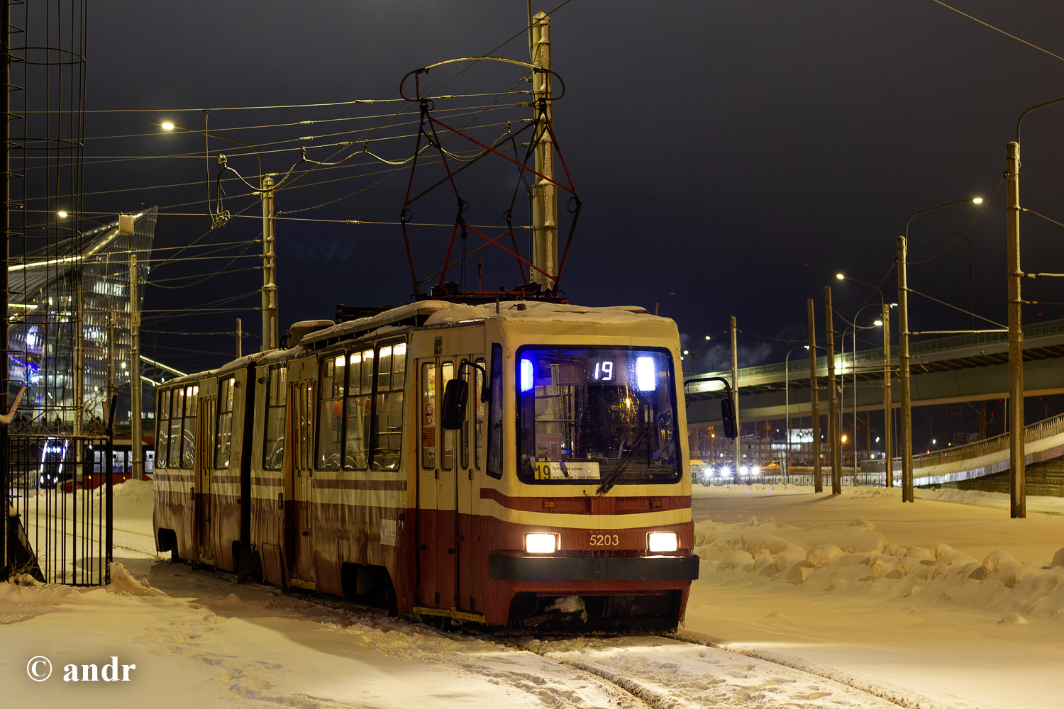 Sankt Petersburg, LVS-86K-M Nr. 5203