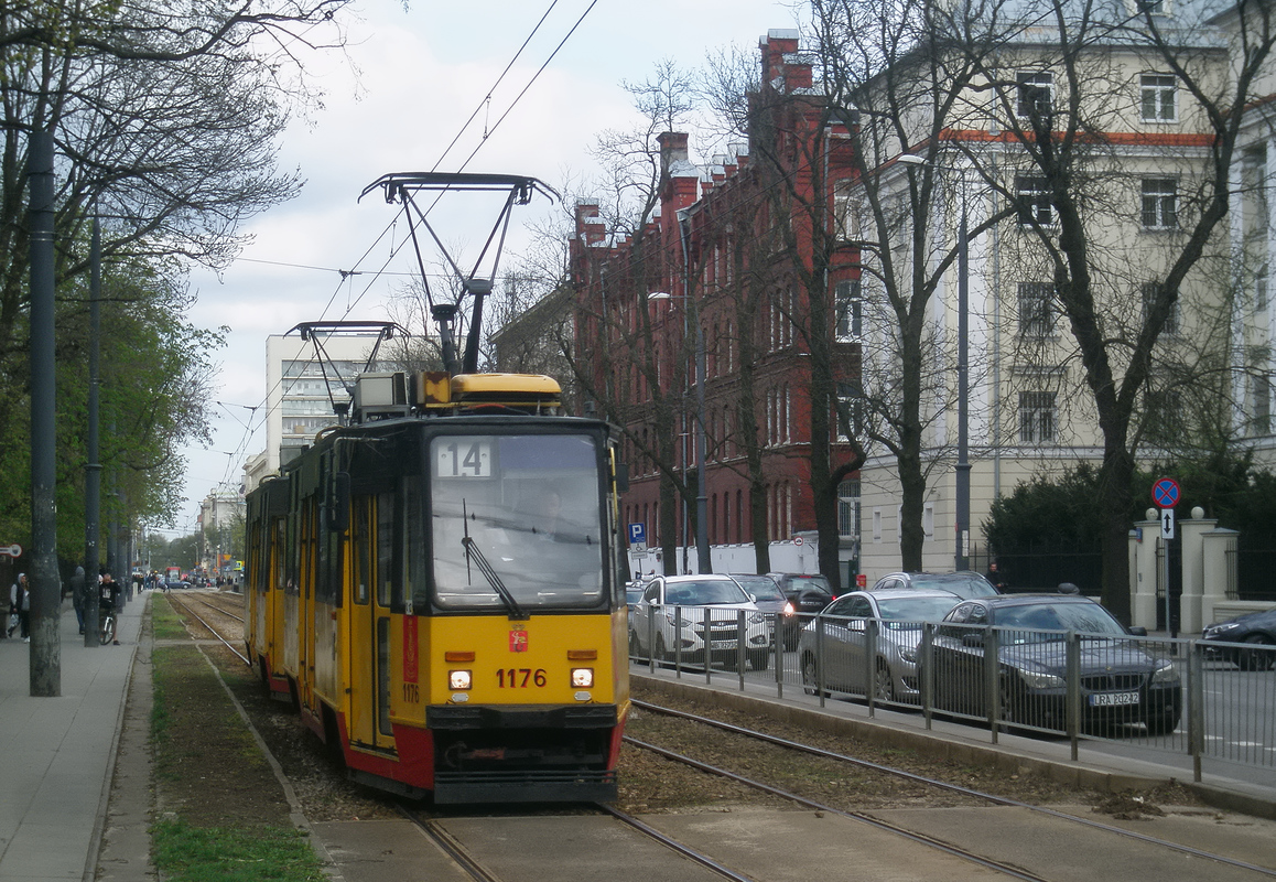 Varsó, Konstal 105Na — 1176