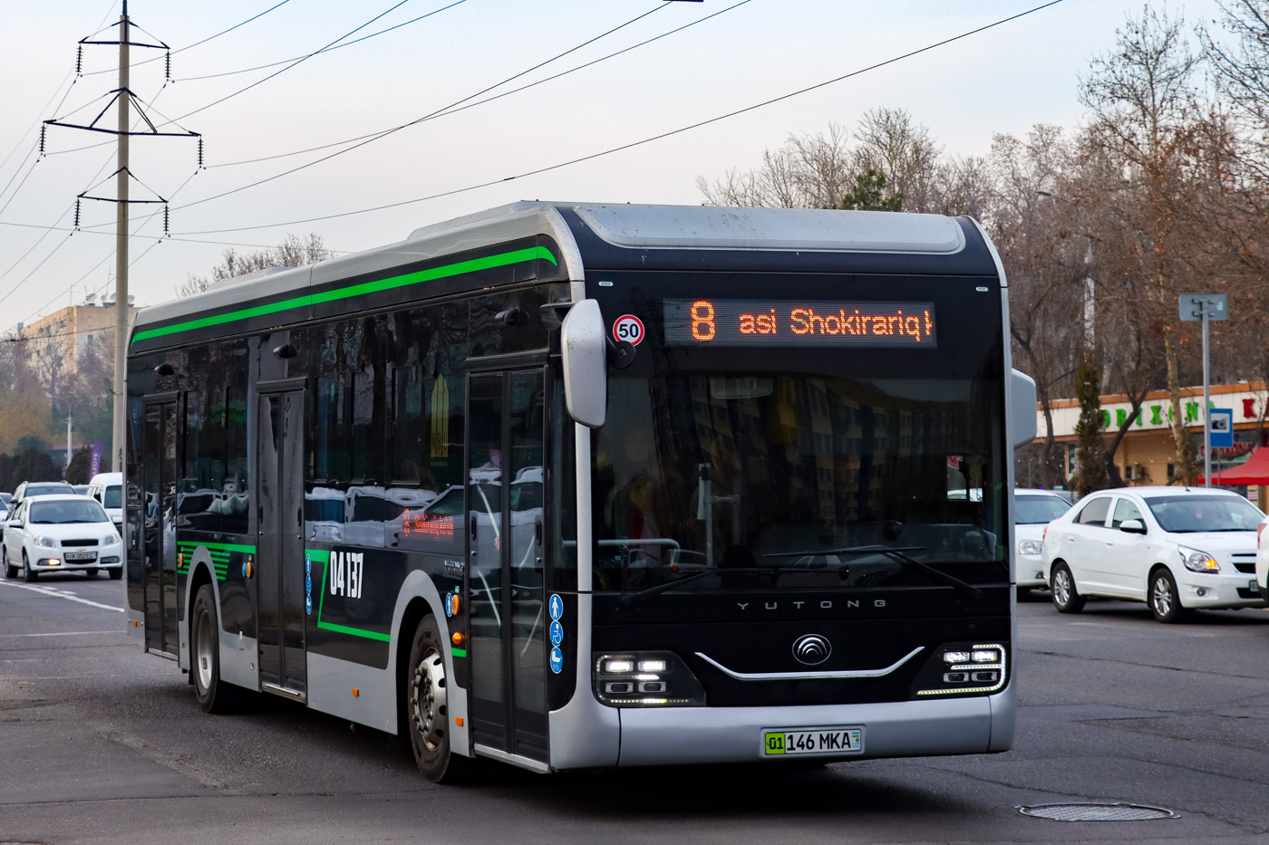 Ташкент, Yutong ZK6126BEVG № 04137