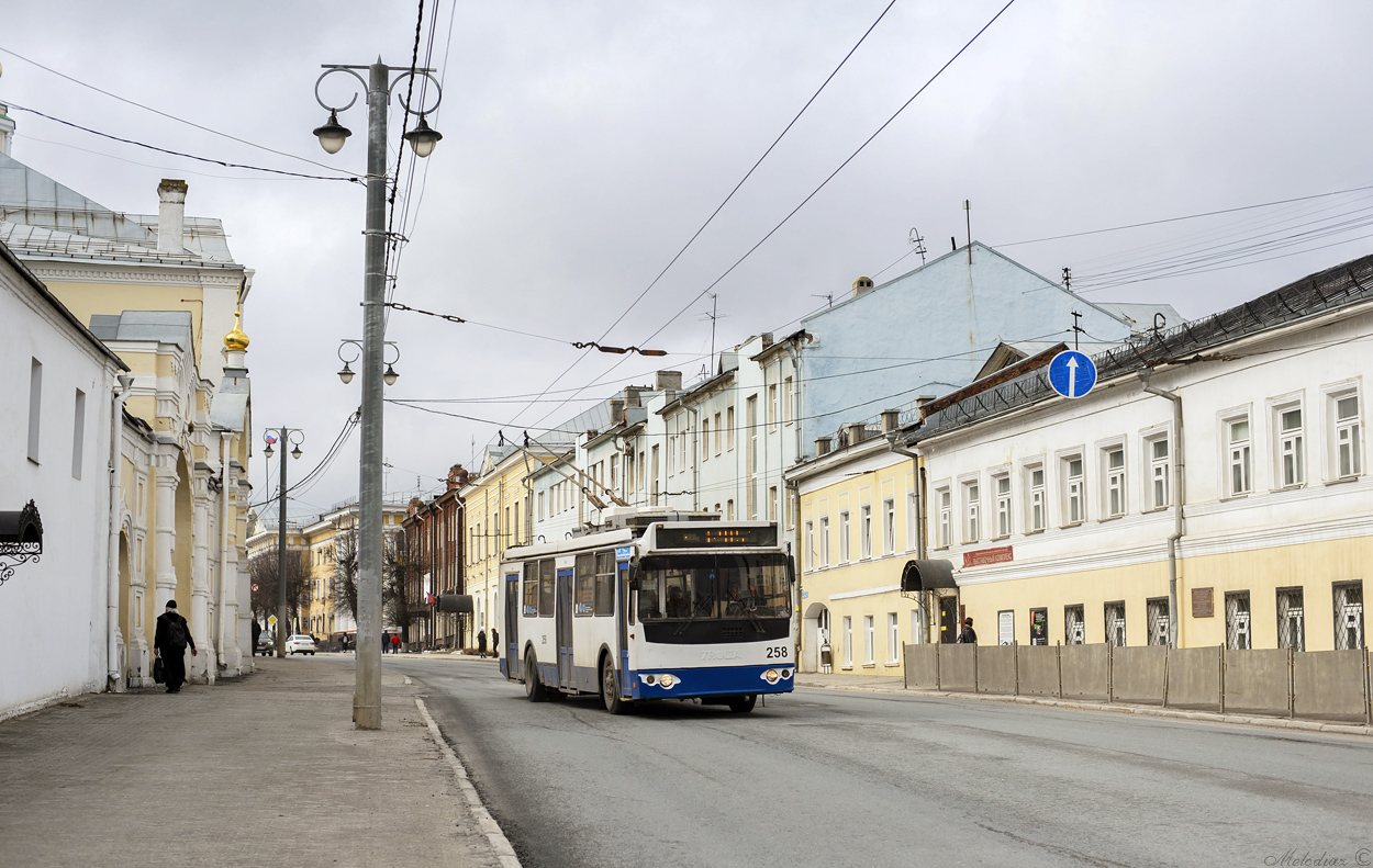 弗拉迪米爾, ZiU-682G-016.04 # 258