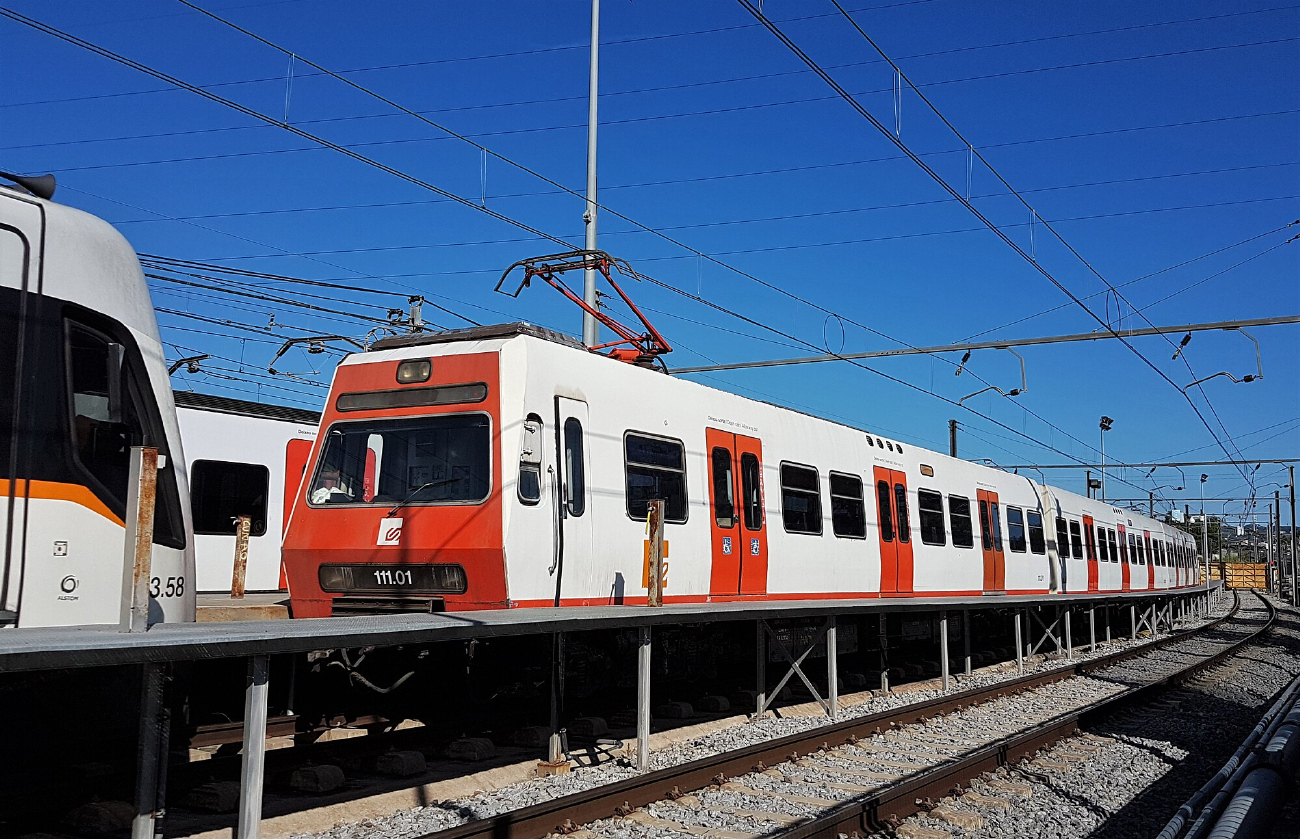 巴塞罗那, FGC Serie 111 # 111.01; 巴塞罗那 — Depots, workshops and maintenance