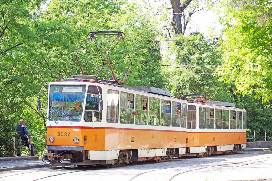 София, Tatra T6A2B № 2037; София — Исторически снимки — Трамвайни мотриси (1990–2010)