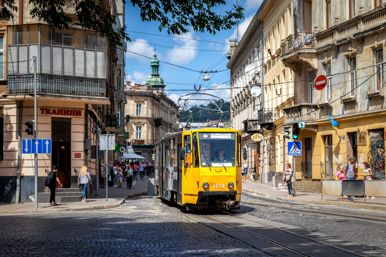 Львов, Tatra KT4SU № 1075
