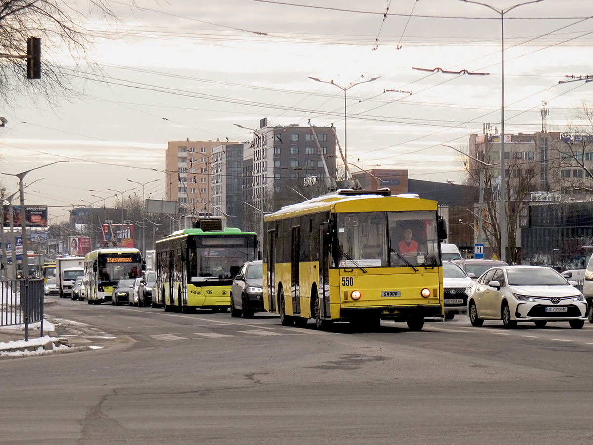 Львов, Škoda 14Tr89/6 № 550