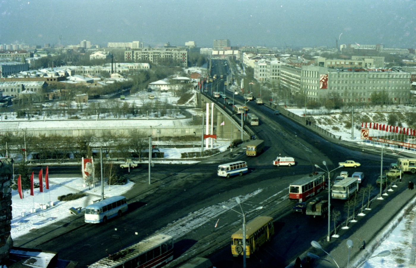 Омск, 71-605 (КТМ-5М3) № 49; Омск — Закрытые трамвайные линии; Омск — Исторические фотографии; Омск — Троллейбусные линии — Правый Берег Иртыша