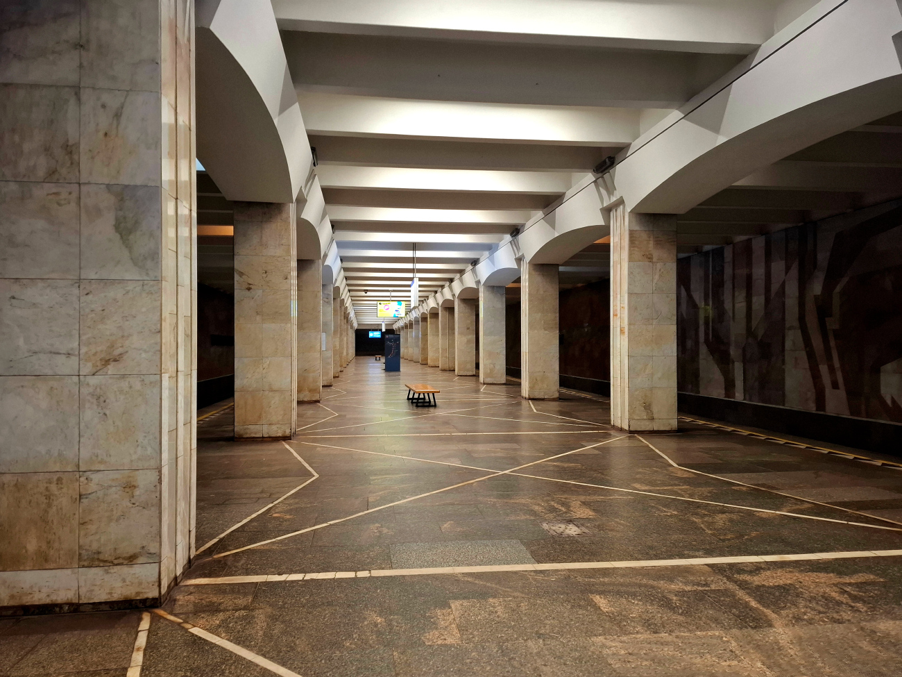 Nyizsnij Novgorod — Stations