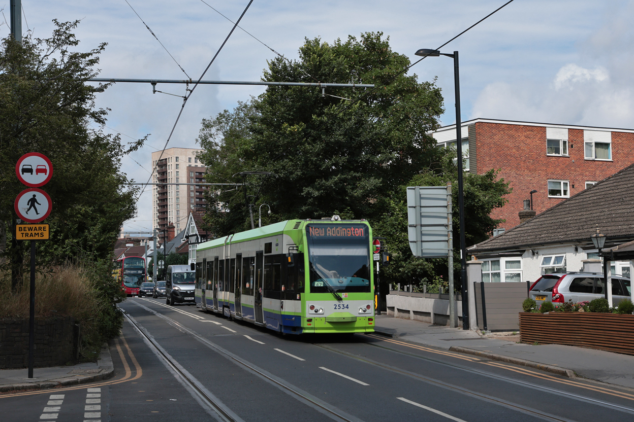 Лондон, Bombardier CR-4000 № 2534
