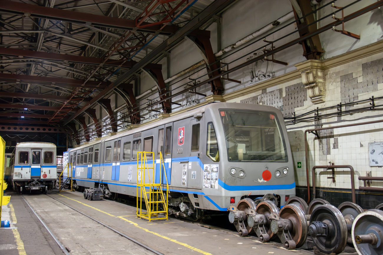 Москва, 81-740 «Русич» № 0001