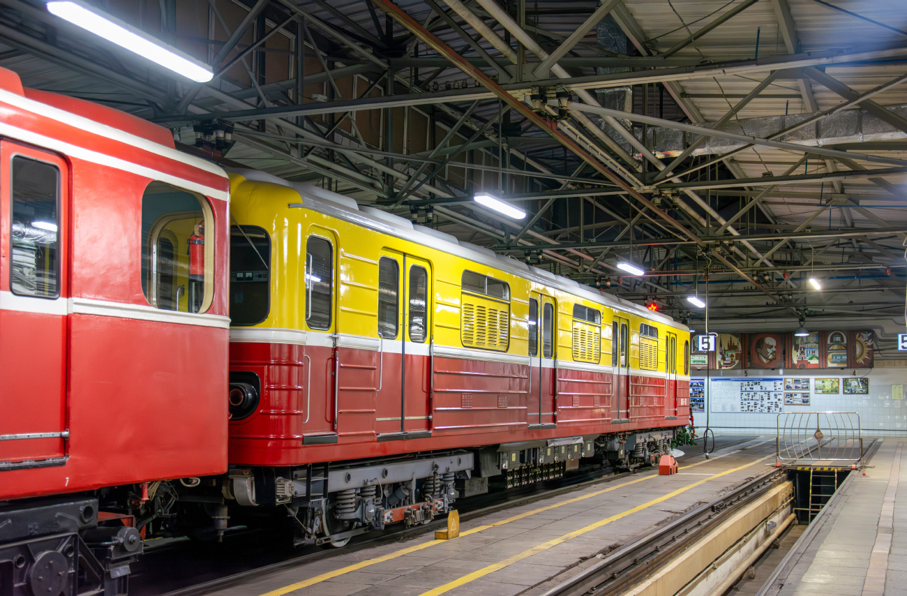 Москва, 81-580 № ВЭКА-001