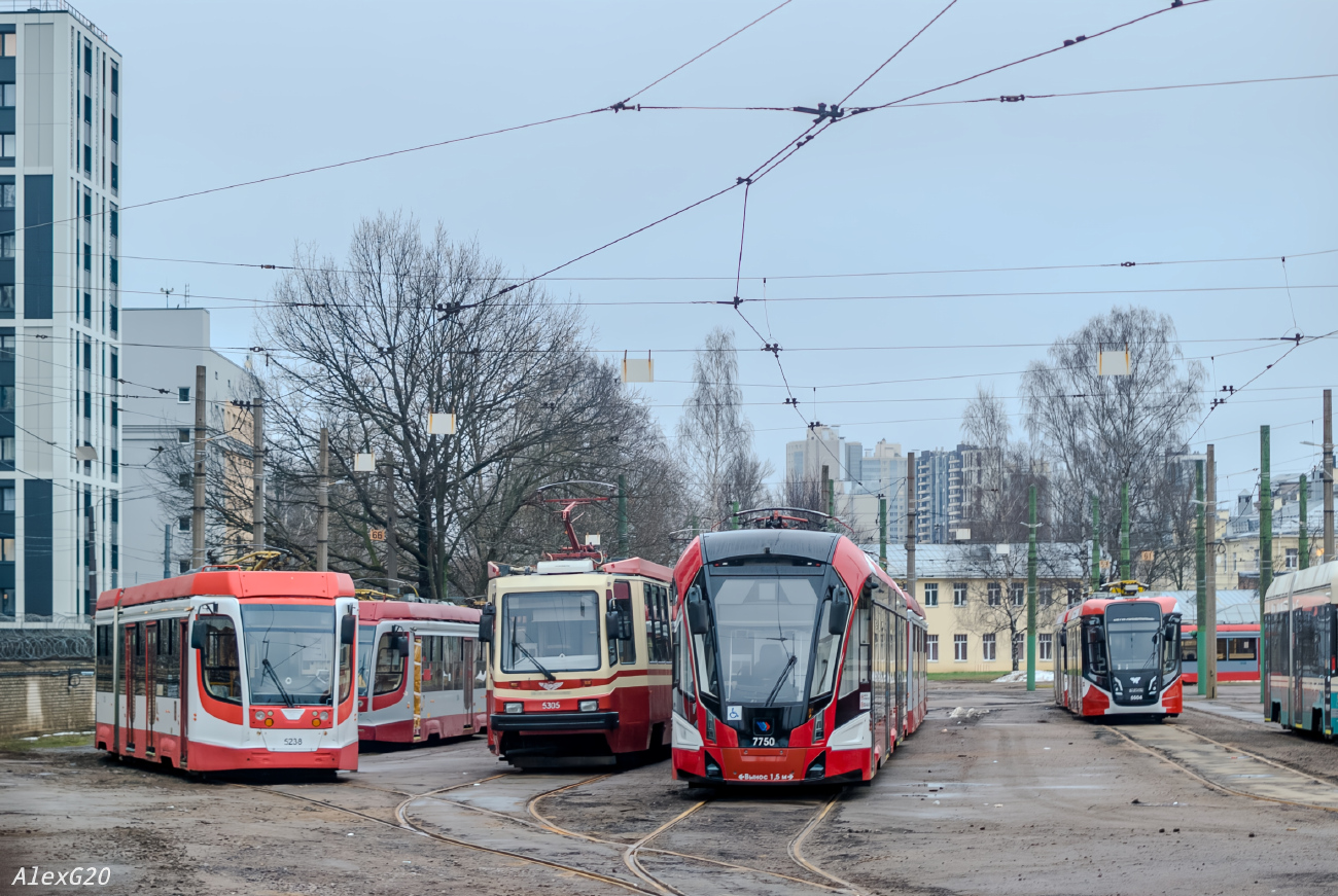 Санкт-Пецярбург, 71-631 № 5238; Санкт-Пецярбург, 71-932 «Невский» № 7750; Санкт-Пецярбург — Трамвайный парк № 5