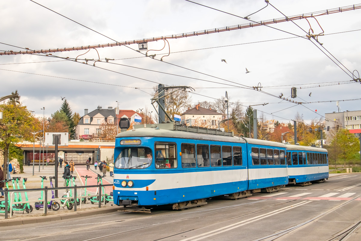 Краков, SGP Type E1 № HW121