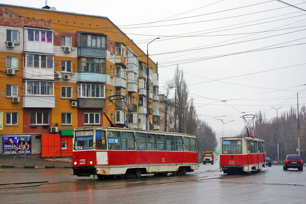 Саратов, 71-605 (КТМ-5М3) № 1258