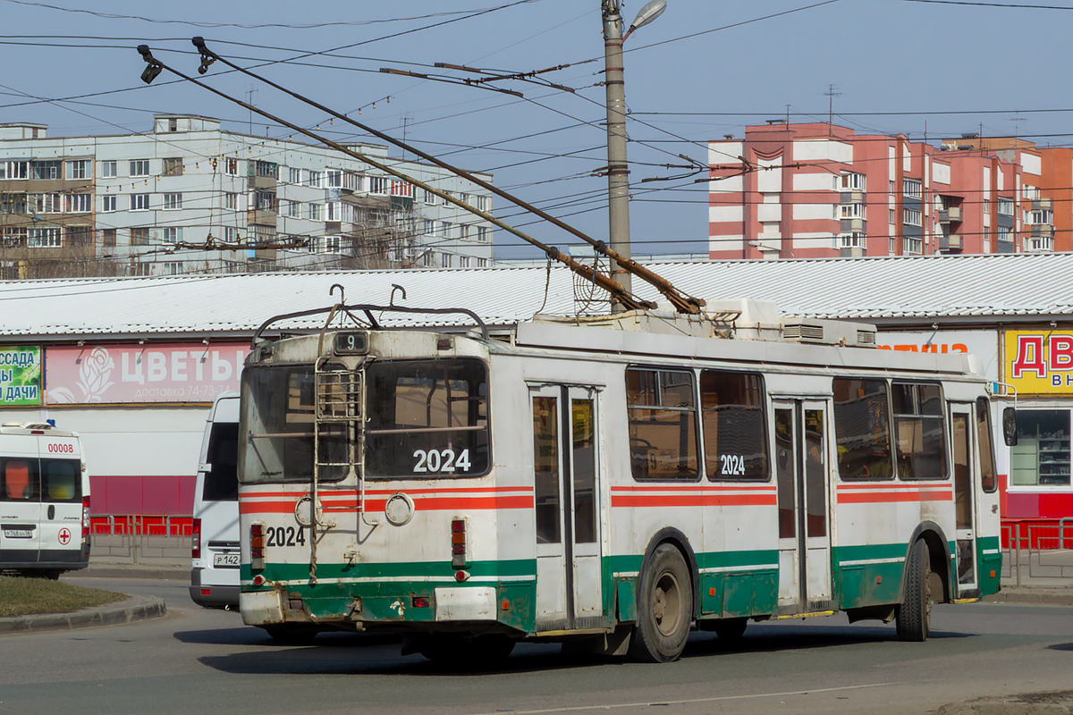 Пенза, ЗиУ-682Г-016.02 № 2024