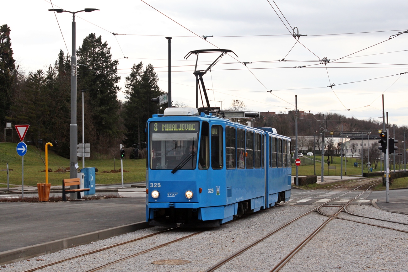 Загреб, Tatra KT4YU № 325