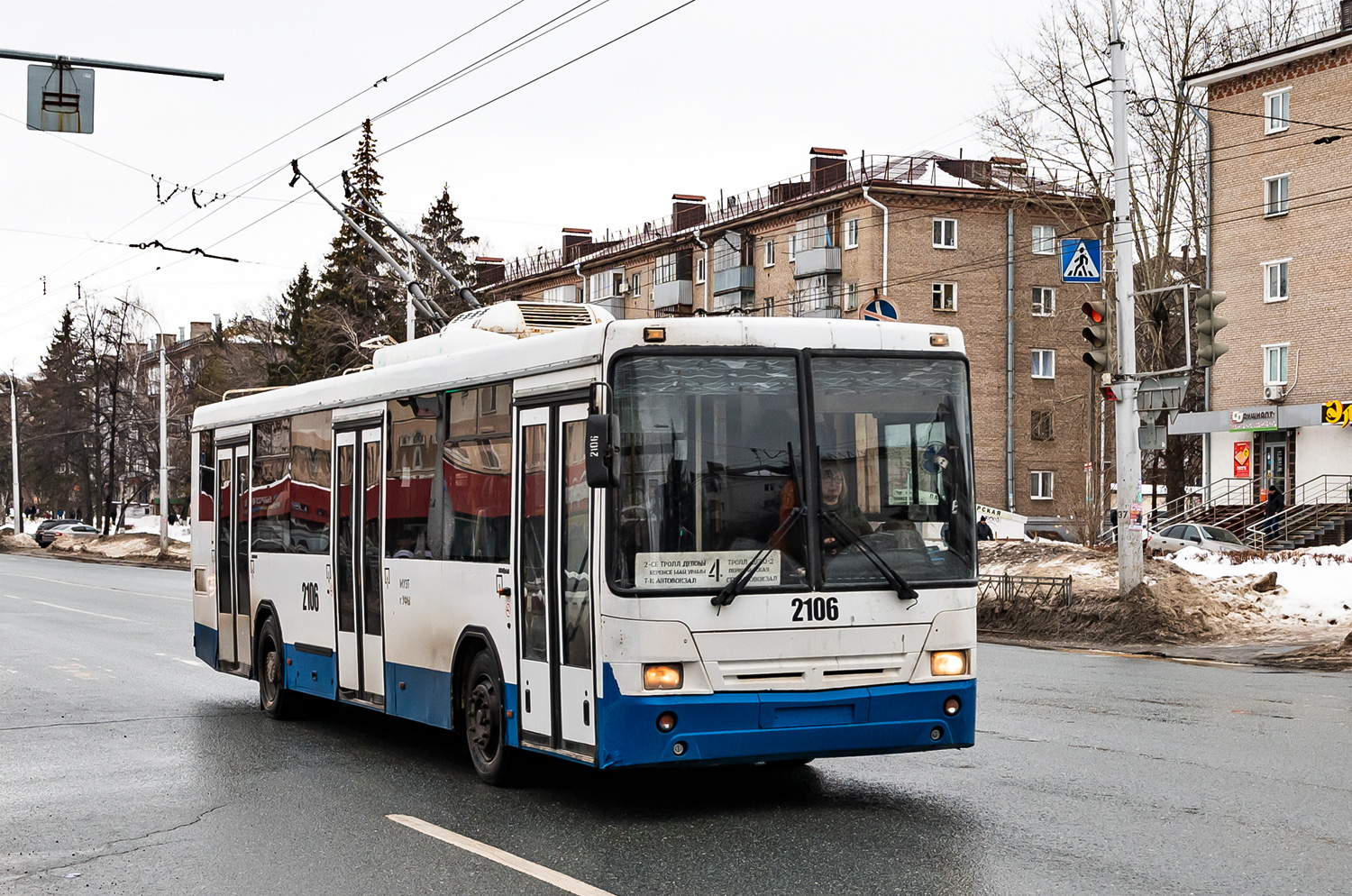 Уфа, НефАЗ-БТЗ 52765А № 2106