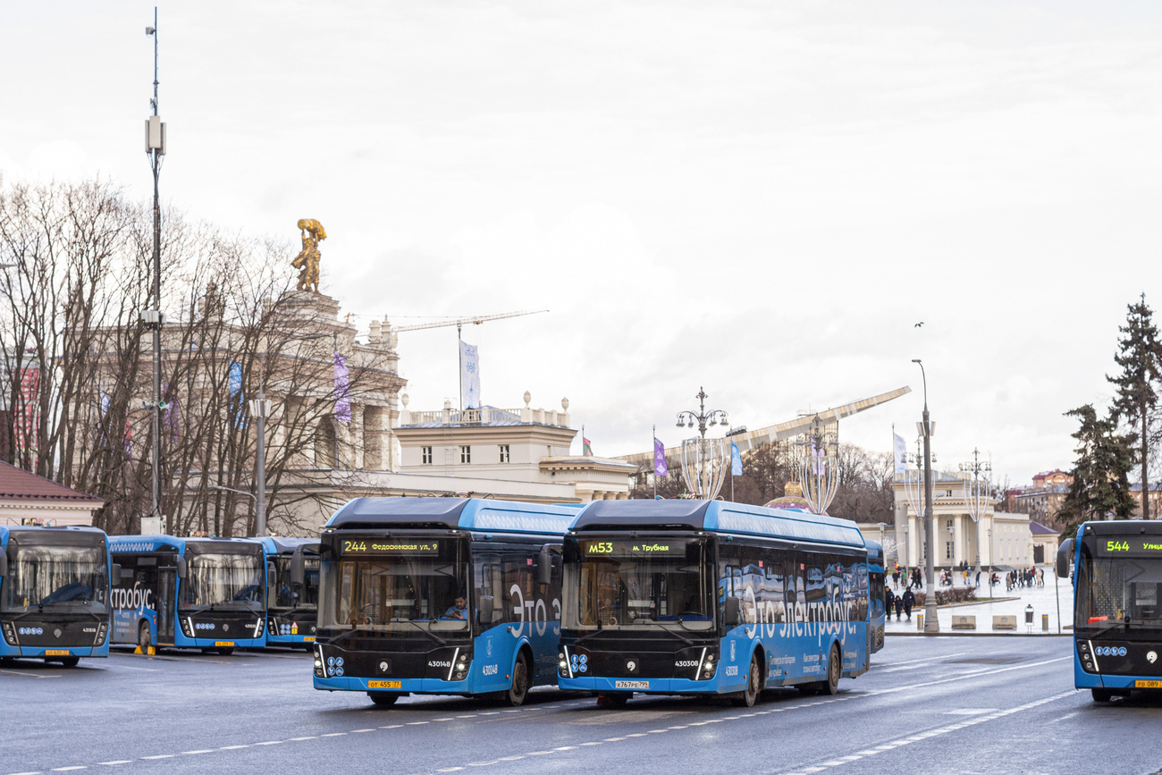 莫斯科, LiAZ-6274 # 430308; 莫斯科, LiAZ-6274 # 430148
