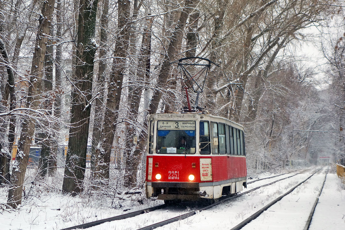Саратов, 71-605 (КТМ-5М3) № 2251