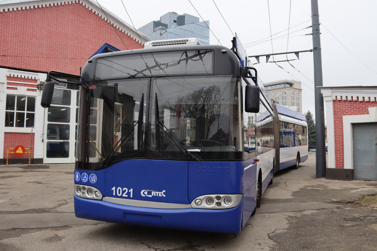 Кишинёв, Solaris Trollino II 18 Ganz № 1021