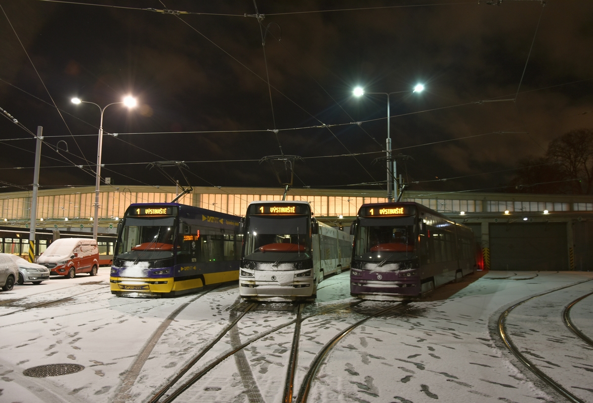 Прага, Škoda 15T3 ForCity Alfa Praha № 9282