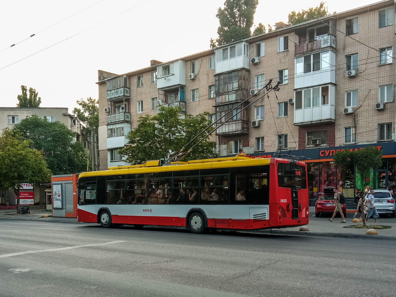 Одесса, БКМ 321 № 0025