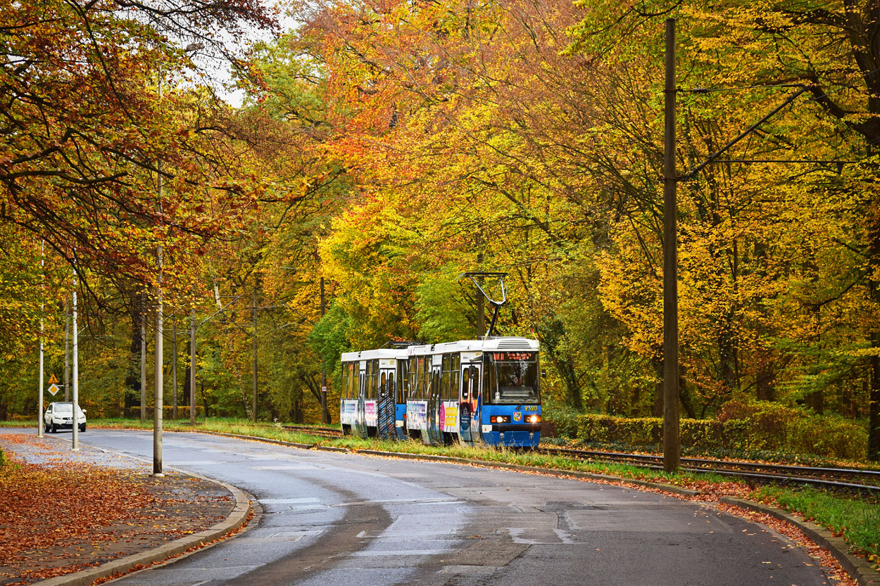 Вроцлав, Konstal 105NWr № 2320